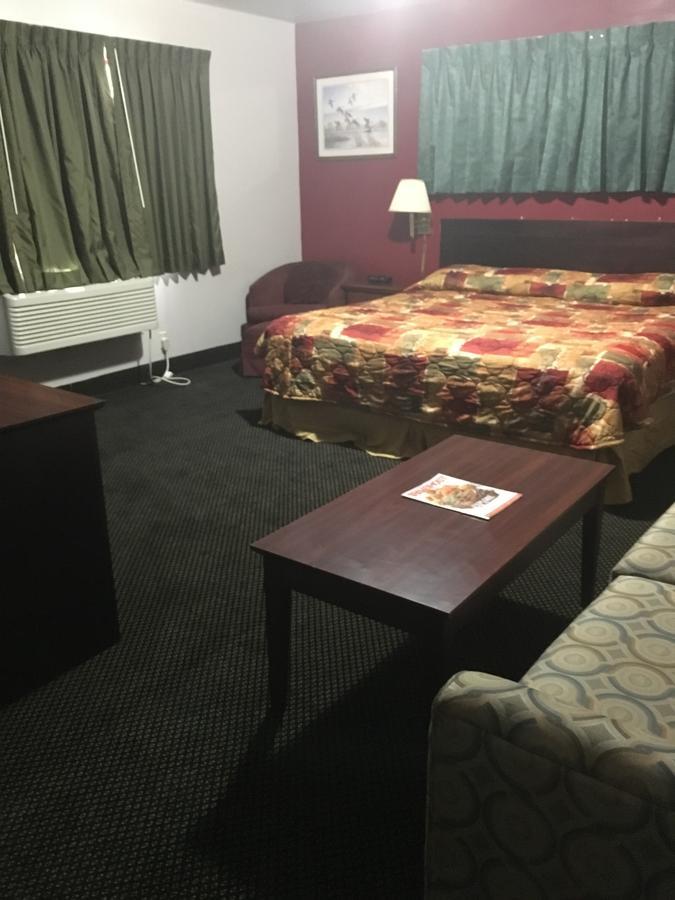 Rapids Inn & Suites Wisconsin Rapids Eksteriør bilde